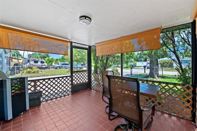 2 of 28 - 5614 Hope St, Hollywood, FL