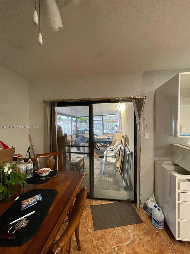 5 of 36 - 1715 Sunset Ave, Lake Worth, FL