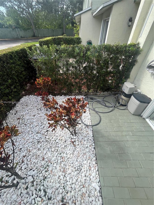 3 of 20 - 775 Crystal Lake Dr, Deerfield Beach, FL