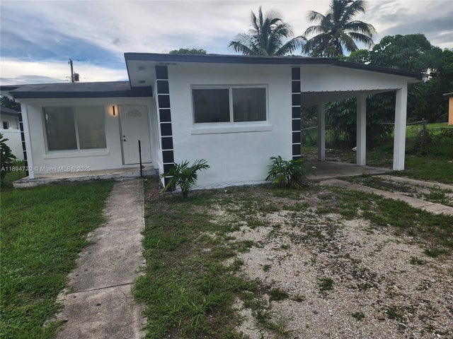 2 of 14 - 418 Nw 8th Ave, Boynton Beach, FL