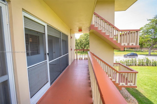3 of 45 - 5300 Washington St T227, Hollywood, FL