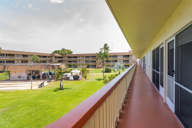 4 of 45 - 5300 Washington St T227, Hollywood, FL