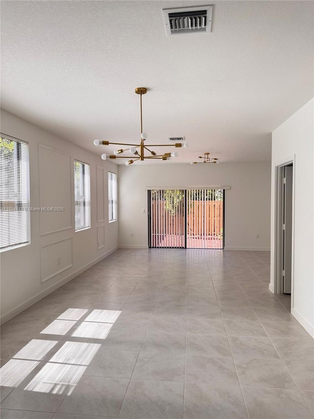 4 of 12 - 1509 Ne 3rd Ave, Florida City, FL