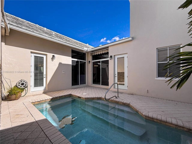 5 of 40 - 17330 Bermuda Village Dr, Boca Raton, FL