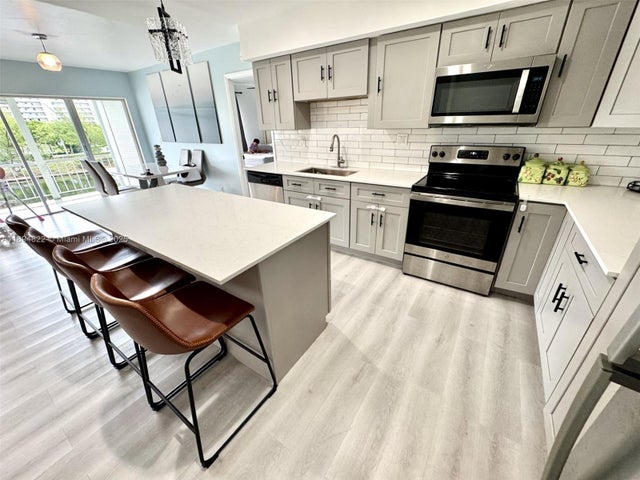 1 of 18 - 400 Diplomat Pkwy 410, Hallandale Beach, FL