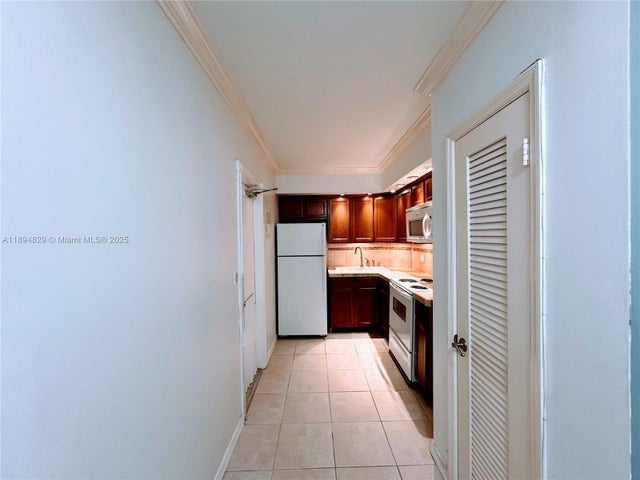 4 of 20 - 2424 Se 17th St B307, Fort Lauderdale, FL