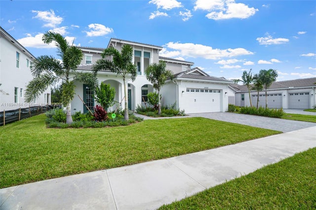 3 of 77 - 15030 Wildwood Cir, Westlake, FL