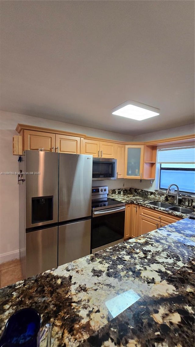 1 of 37 - 13500 Ne 3rd Ct 423, North Miami, FL