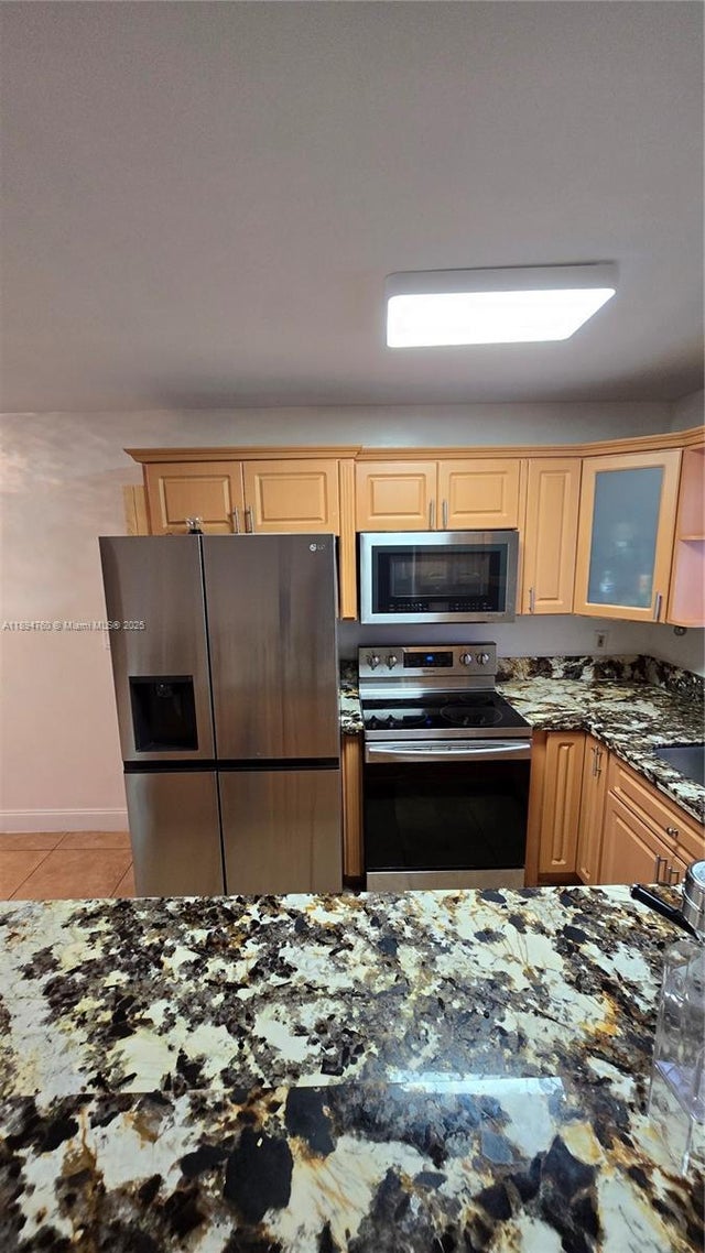 2 of 37 - 13500 Ne 3rd Ct 423, North Miami, FL