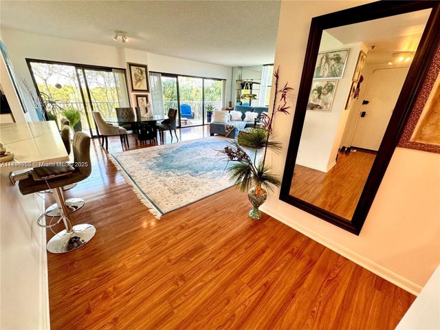 5 of 45 - 3850 Washington St 317, Hollywood, FL