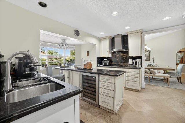 3 of 47 - 14606 Sw 153rd Pl, Miami, FL