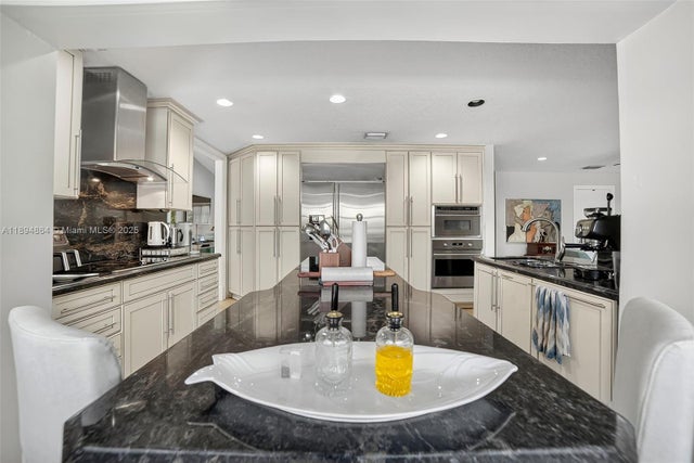 5 of 47 - 14606 Sw 153rd Pl, Miami, FL