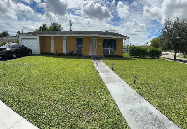 1 of 12 - 10610 Sw 204th Ter, Cutler Bay, FL