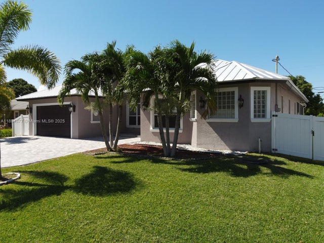 4 of 36 - 1749 Sw Desert Ave, Port St Lucie, FL