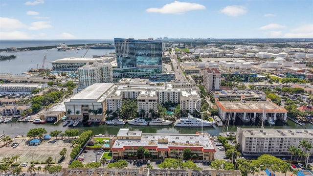 4 of 72 - 1700 Se 15th St 215, Fort Lauderdale, FL