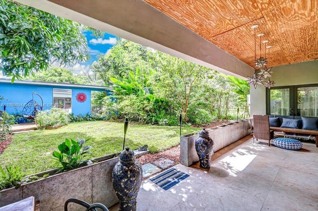 4 of 50 - 1320 Ne 138th St, North Miami, FL