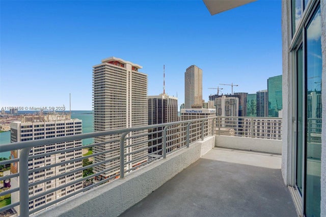 2 of 46 - 133 Ne 2nd Ave Lph3502, Miami, FL