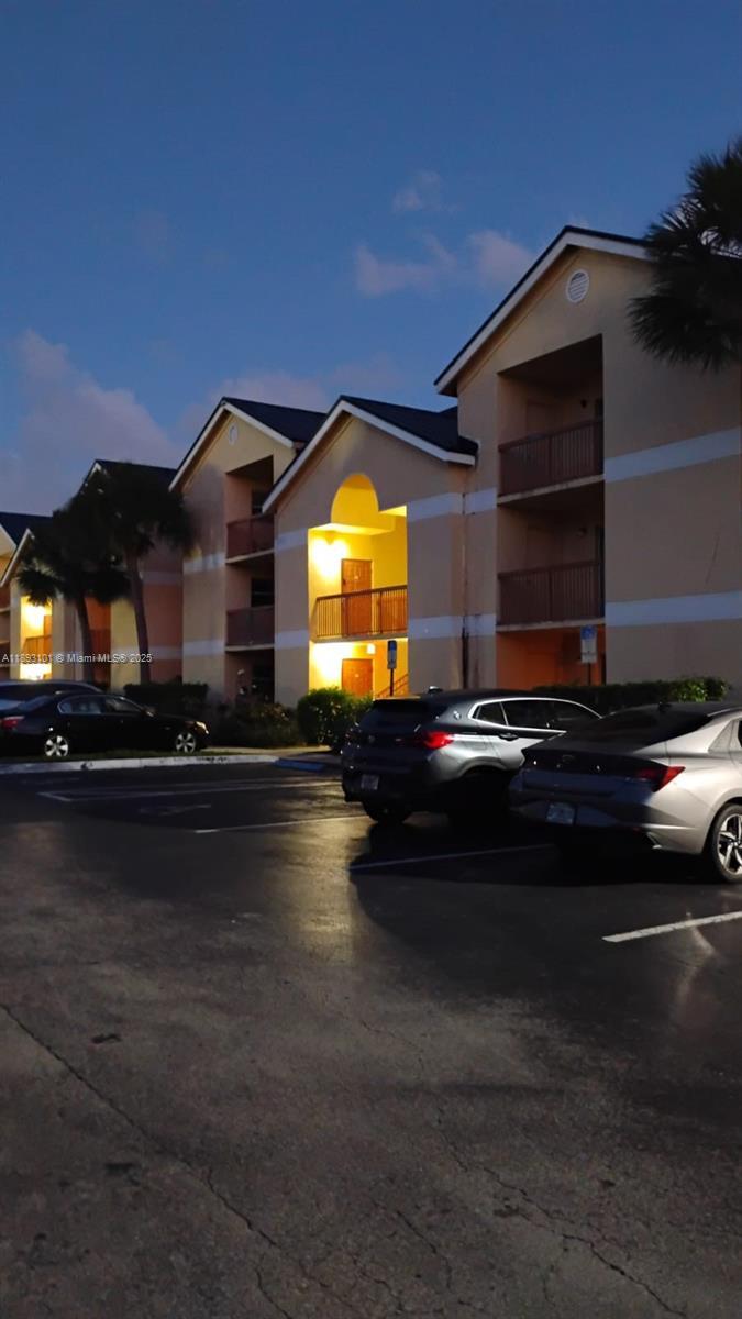 7610 Westwood Dr 122, Tamarac