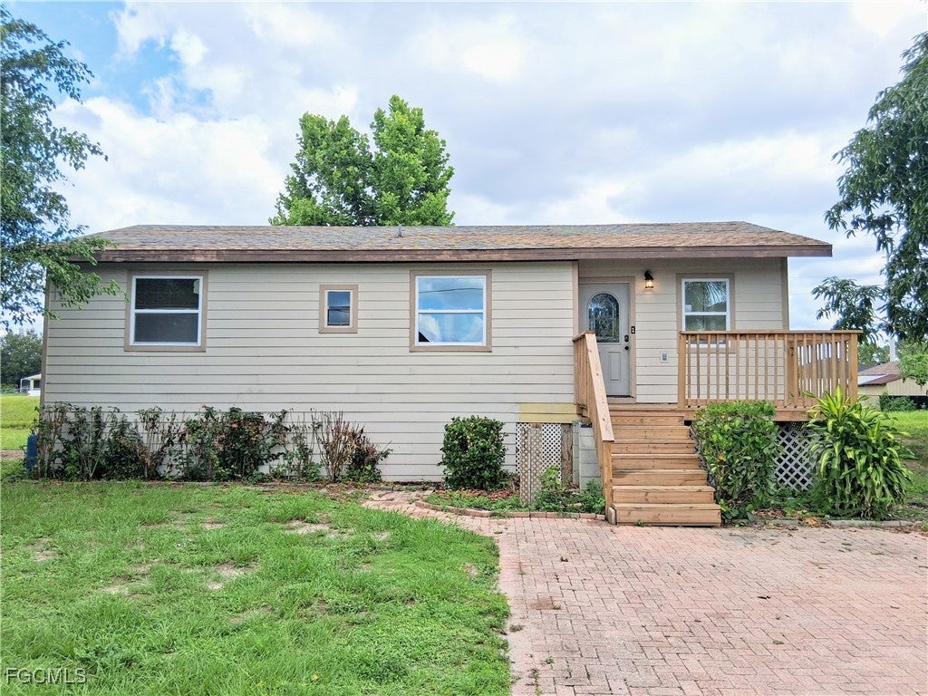 3720 1st St Sw, Lehigh Acres