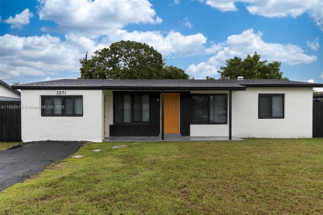 3271 Nw 18th St, Lauderhill