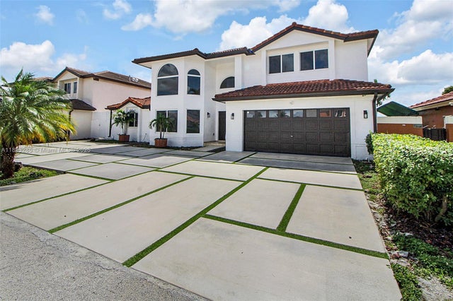 1 of 40 - 8416 Nw 201st St, Hialeah, FL