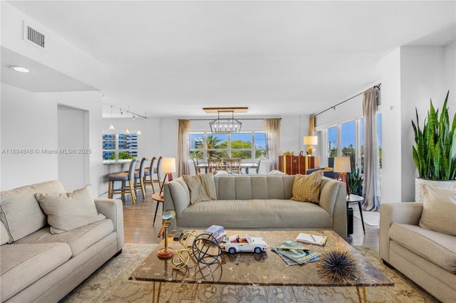 3 of 34 - 2500 E Las Olas Blvd 408, Fort Lauderdale, FL