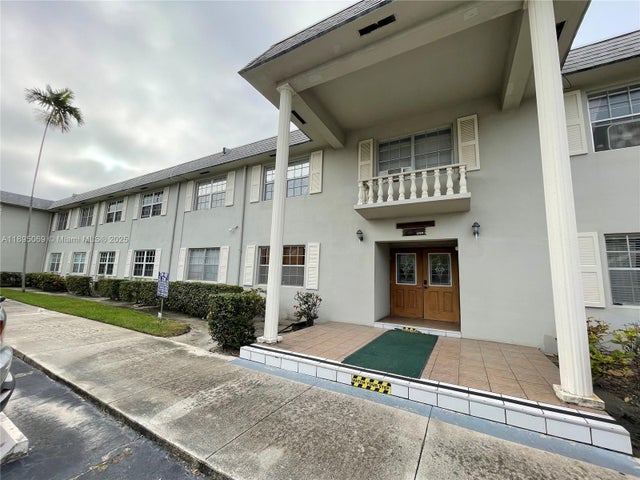 1 of 1 - 1520 Mckinley St 107e, Hollywood, FL