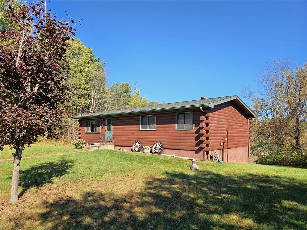 3371 N Summit Lake Road, Birchwood