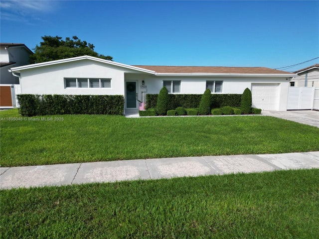 2 of 29 - 17500 Nw 82nd Ct, Hialeah, FL