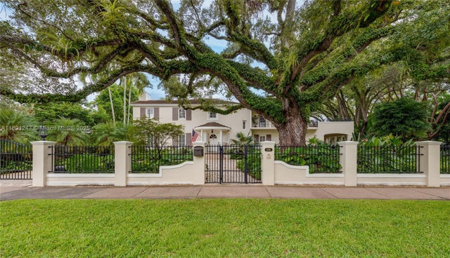 1 of 48 - 1036 S Greenway Dr, Coral Gables, FL