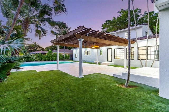 3 of 22 - 1426 Robbia Ave, Coral Gables, FL