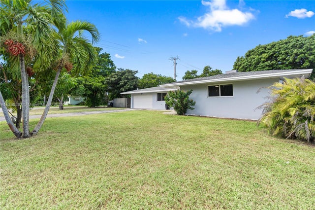 3 of 30 - 6791 Sw 10th Ct, Pembroke Pines, FL