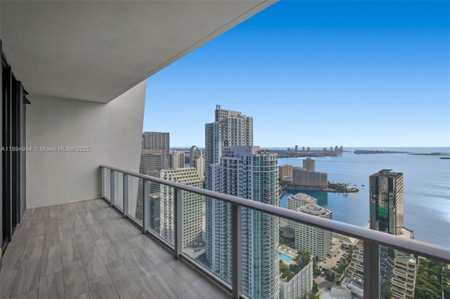 1010 Brickell Ave 4704, Miami