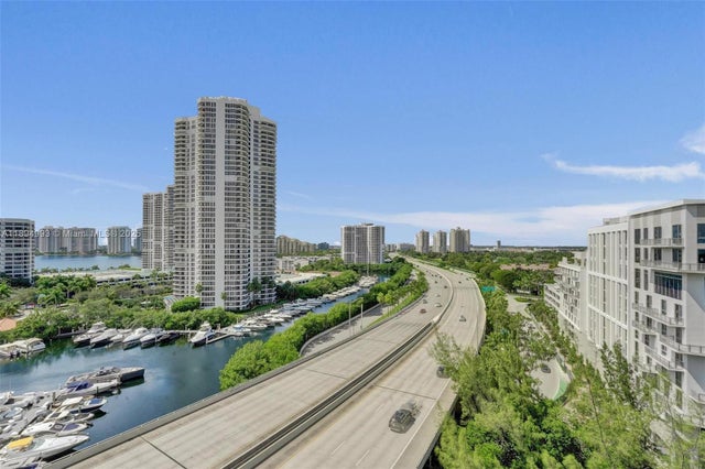 2 of 31 - 19400 Turnberry Way 1012, Aventura, FL