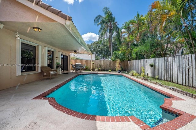 4 of 36 - 1855 Nw 106th Ter, Plantation, FL