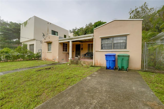 5 of 51 - 660 Ne 67th St, Miami, FL