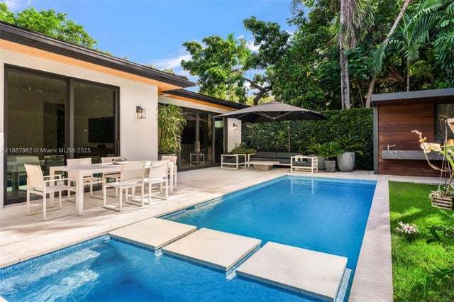 740 Majorca Ave, Coral Gables