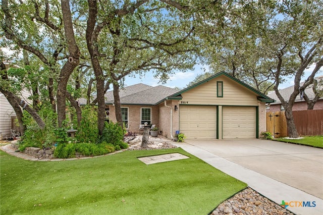8614 Cool Meadow, San Antonio