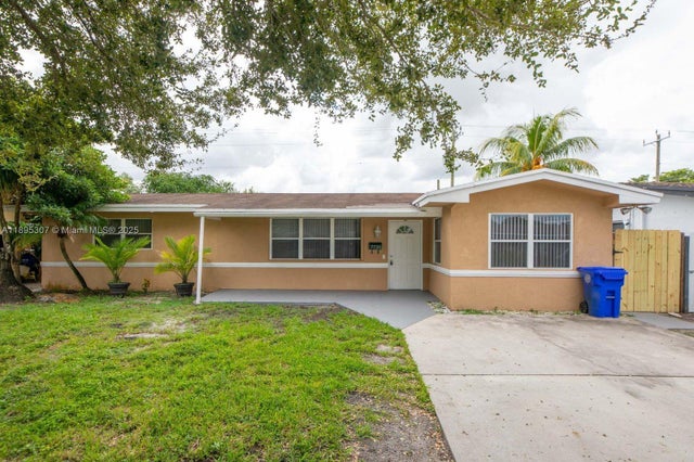 2 of 14 - 7720 Nw 15th St, Pembroke Pines, FL