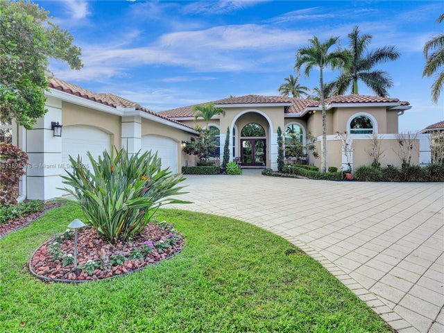 3 of 54 - 2715 Edgewater Ct, Weston, FL