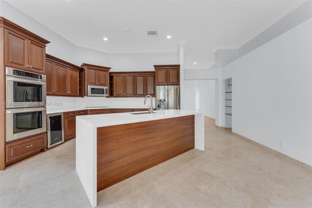 3 of 51 - 2468 Bay Isle Ct, Weston, FL