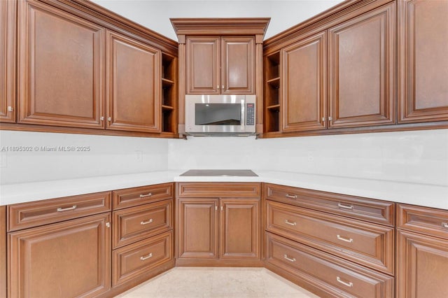5 of 51 - 2468 Bay Isle Ct, Weston, FL