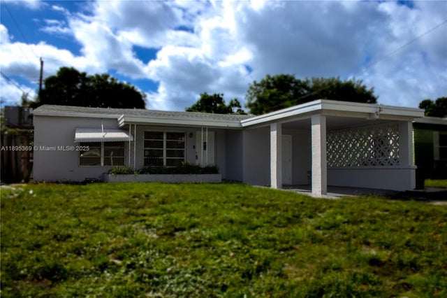 1 of 10 - 230 Nw 55th St, Oakland Park, FL