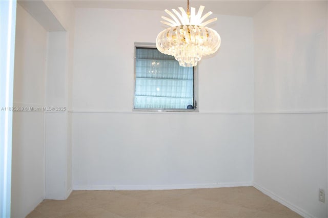 5 of 10 - 230 Nw 55th St, Oakland Park, FL