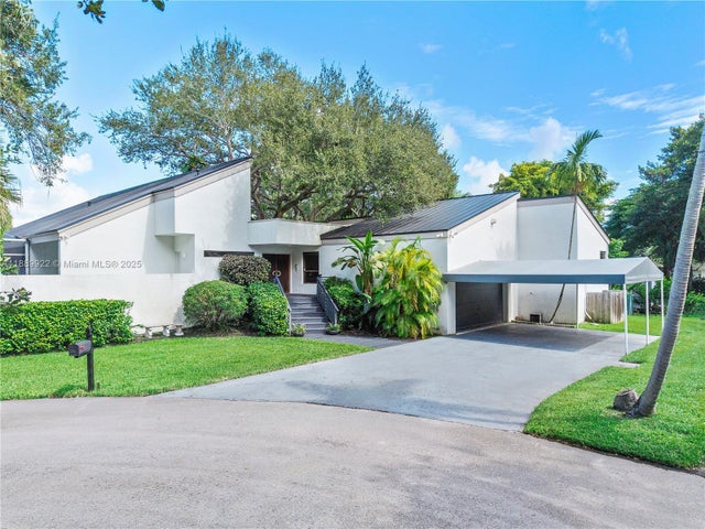 1 of 20 - 7605 Sw 160th Ter, Palmetto Bay, FL