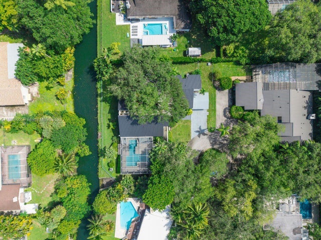 2 of 20 - 7605 Sw 160th Ter, Palmetto Bay, FL