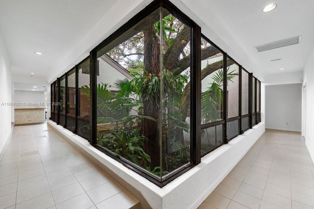 5 of 20 - 7605 Sw 160th Ter, Palmetto Bay, FL