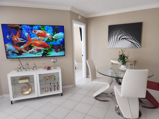 4 of 26 - 203 Liberty Ct, Deerfield Beach, FL