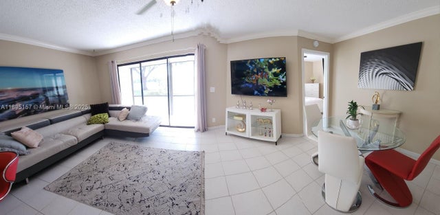 5 of 26 - 203 Liberty Ct, Deerfield Beach, FL