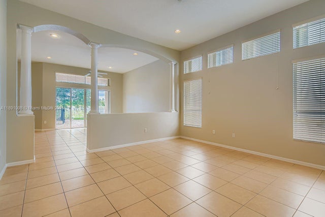 5 of 28 - 5324 Sw 148th Ave, Miramar, FL